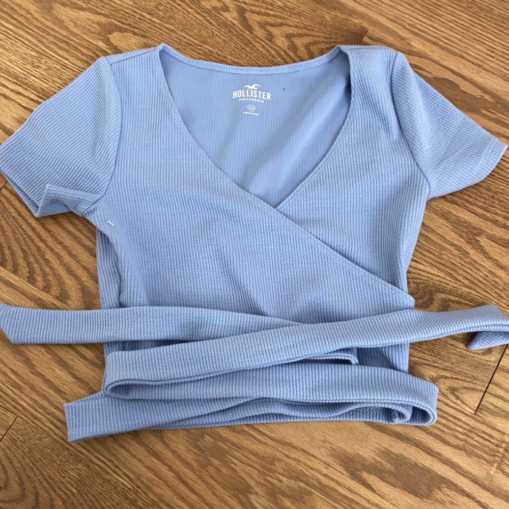 hollister wrap shirt